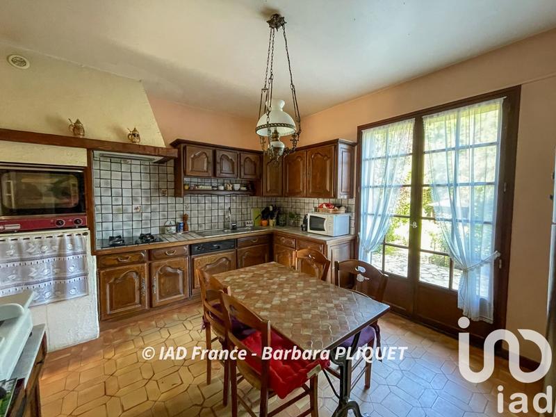 Maison - 232 m² - 8 pièces