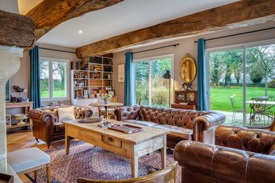 Maison - 200 m² - 7 pièces