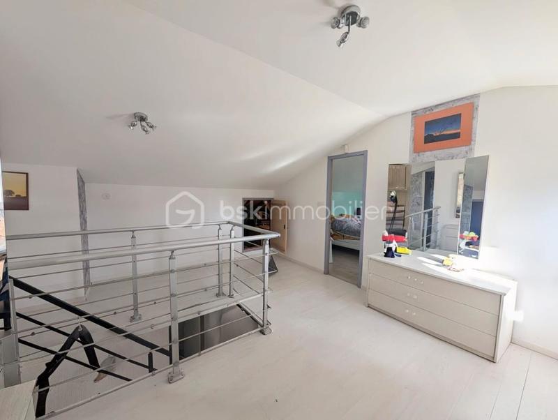 Villa - 162 m² - 6 pièces