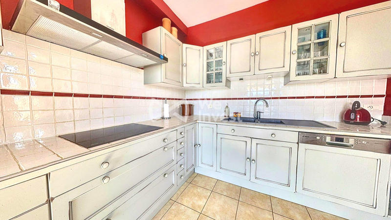 Maison ancienne - 170 m² - 6 pièces