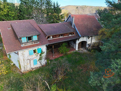 Demeure - 380 m² - 9 pièces