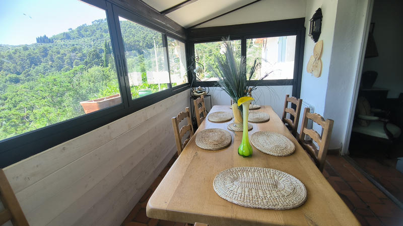 Villa - 90 m² - 4 pièces