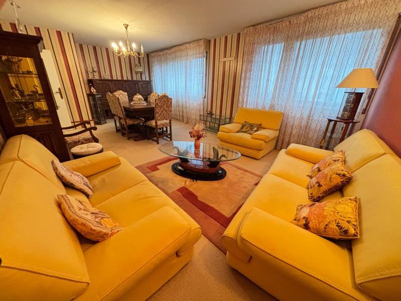 Appartement - 80 m² - 3 pièces