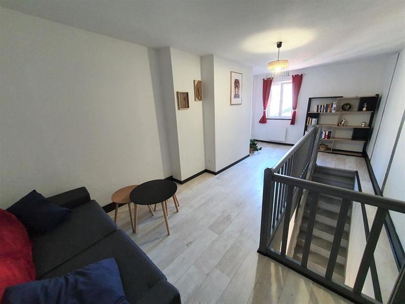 Immeuble - 305 m² - 9 pièces