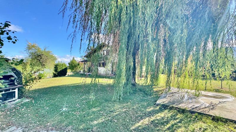 Maison - 235 m² - 7 pièces