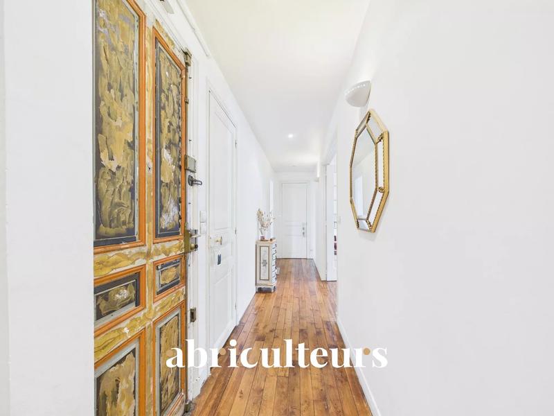 Appartement - 105 m² - 5 pièces