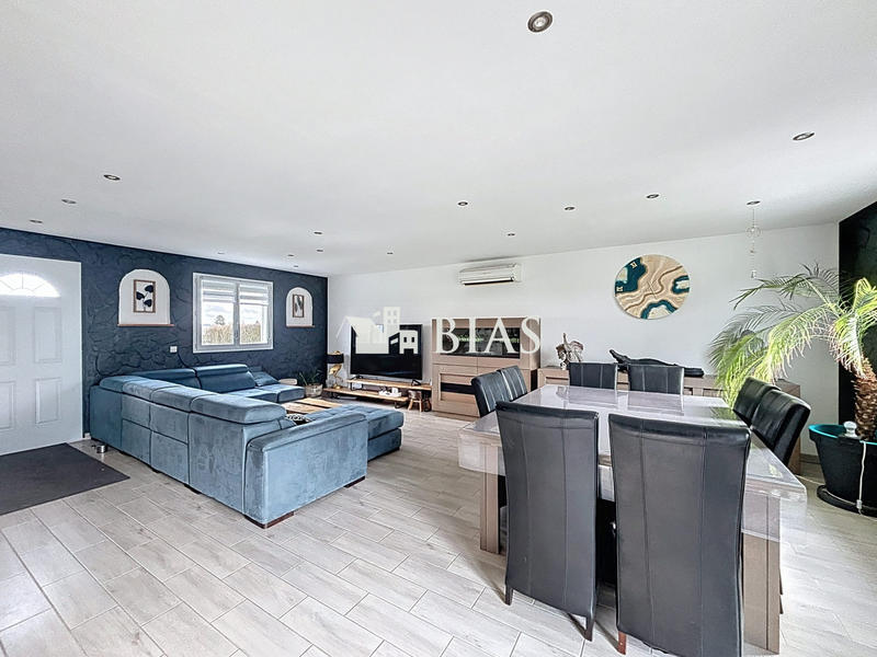 Maison - 151 m² - 4 pièces