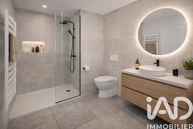 Appartement - 100 m² - 4 pièces