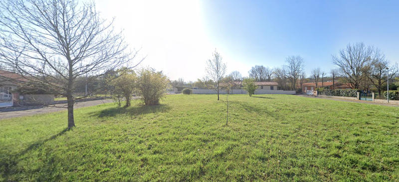 Terrain constructible - 770 m²