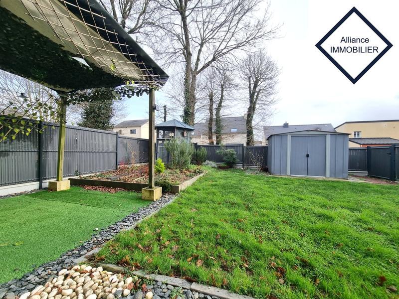 Maison - 96 m² - 6 pièces