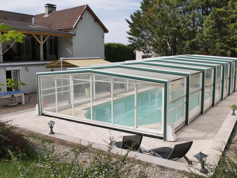 Maison - 303 m² - 11 pièces