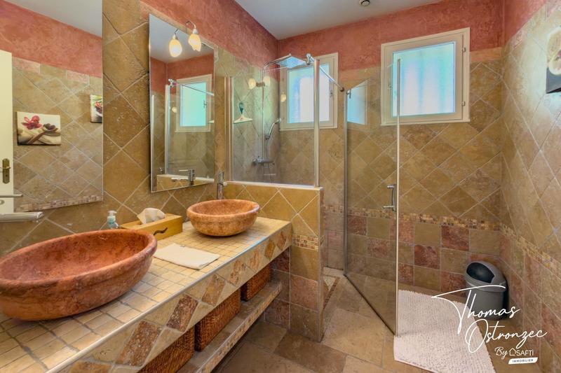 Maison - 127 m² - 6 pièces