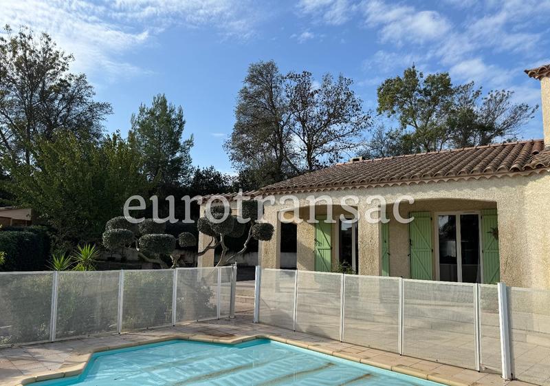 Villa - 161 m² - 4 pièces