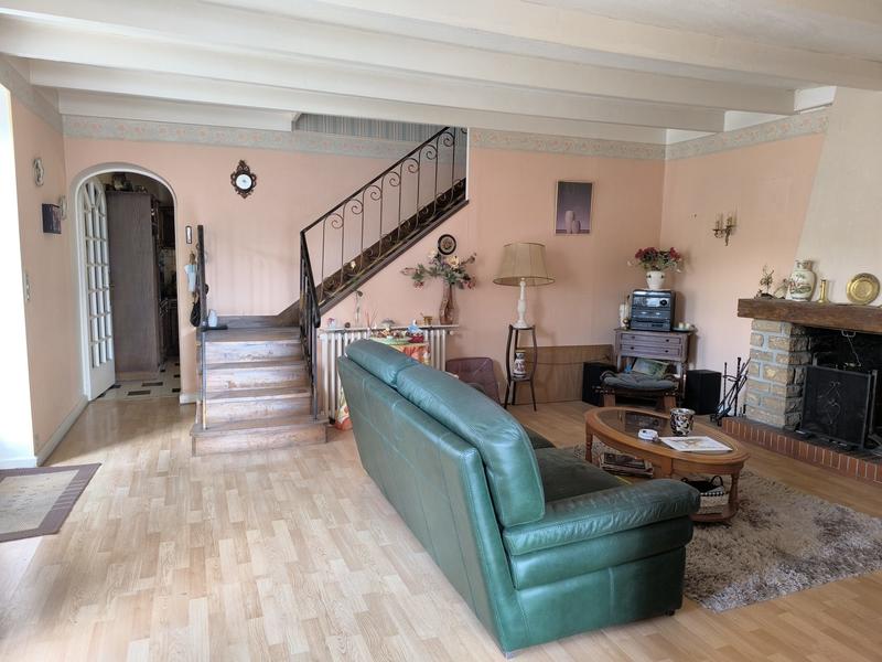 Maison - 181 m² - 6 pièces