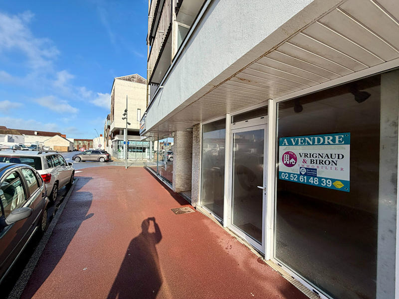 Local commercial - 53 m² - 3 pièces