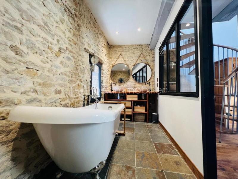 Maison - 93 m² - 3 pièces