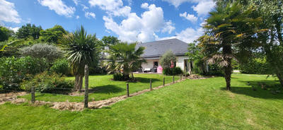 Maison - 210 m² - 7 pièces