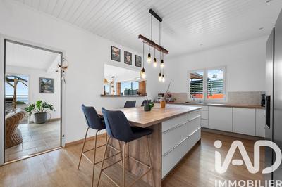 Maison - 190 m² - 6 pièces