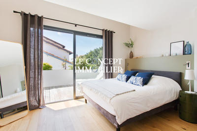 Maison - 179 m² - 6 pièces