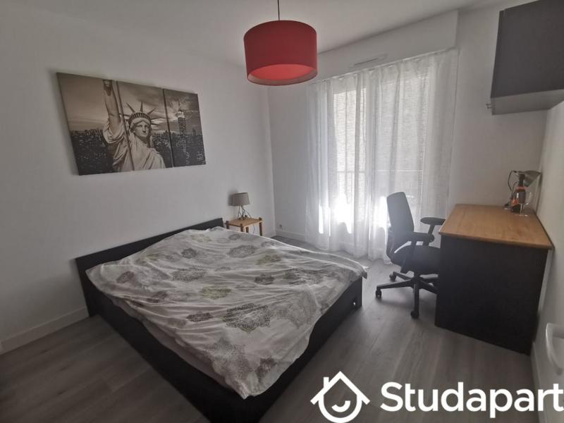 Chambre - 10 m² - 1 pièce