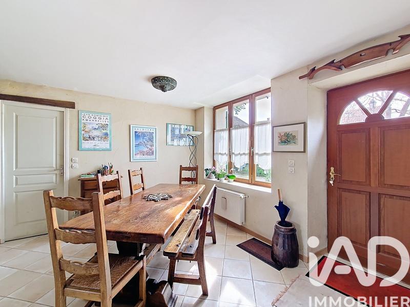 Maison - 180 m² - 8 pièces