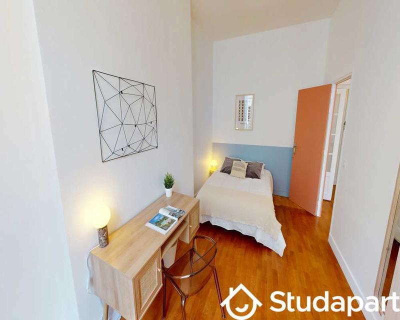 Chambre - 110 m² - 1 pièce