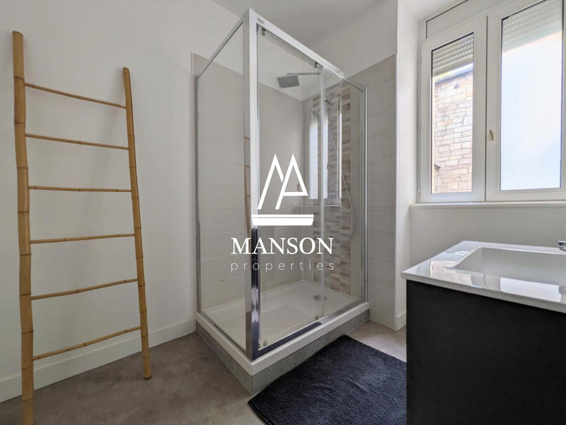 Appartement - 153 m² - 5 pièces