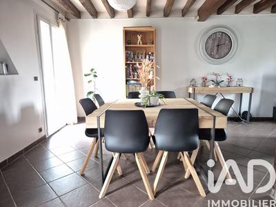 Maison - 186 m² - 8 pièces