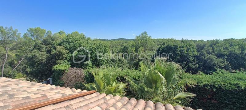 Villa - 185 m² - 6 pièces