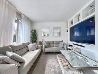 Maison contemporaine - 85 m² - 5 pièces