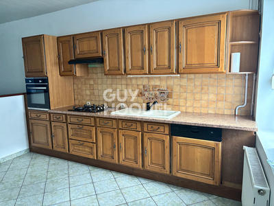 Maison - 95 m² - 5 pièces