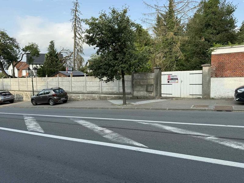 Terrain constructible - 727 m²