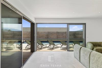 Villa - 206 m² - 7 pièces