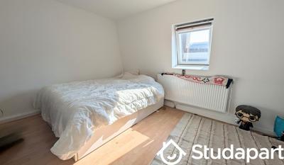 Chambre - 12 m² - 1 pièce