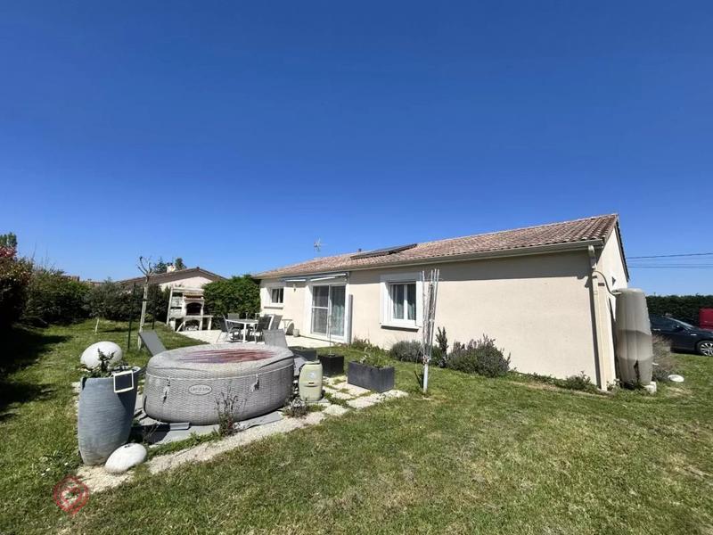 Villa - 96 m² - 4 pièces