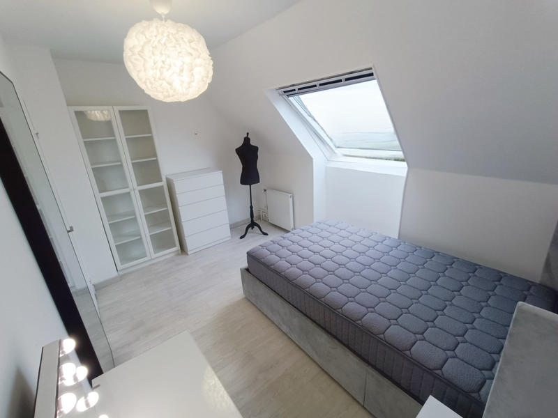 Maison - 92 m² - 4 pièces