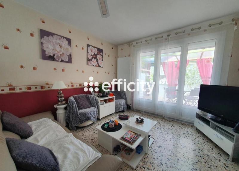 Maison - 92 m² - 5 pièces