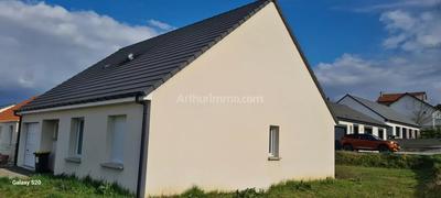 Maison - 90 m² - 5 pièces