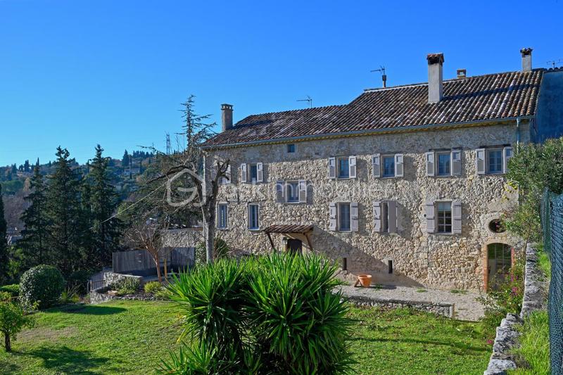 Corps de ferme - 355 m² - 9 pièces