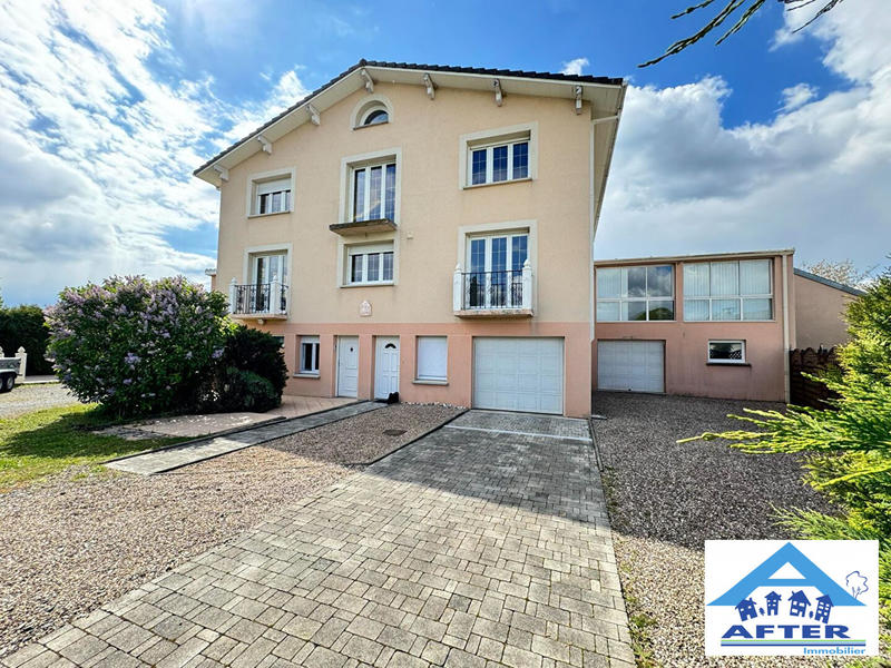 Maison - 346 m² - 8 pièces