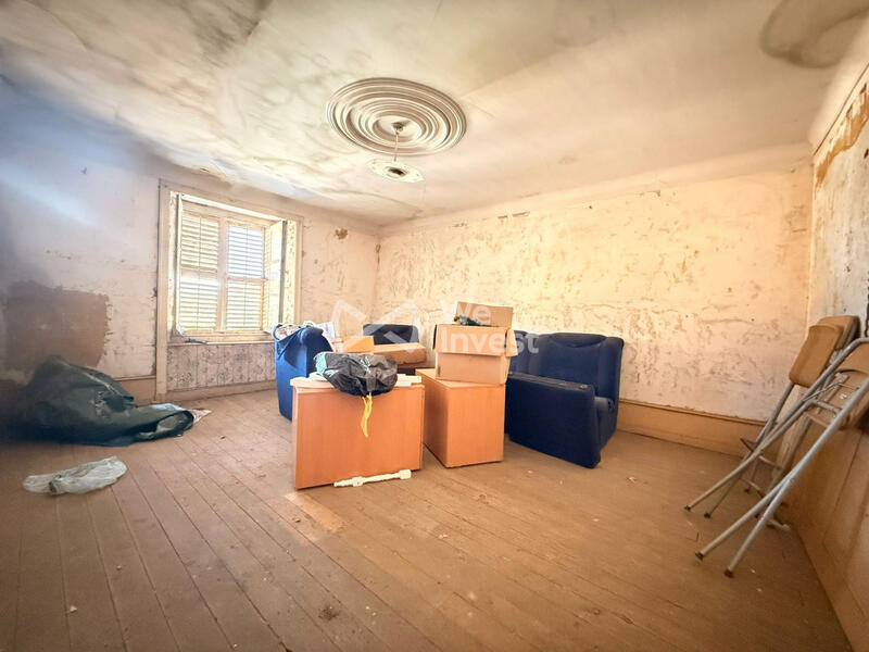 Maison - 216 m² - 5 pièces