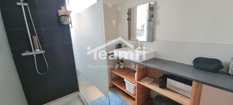 Maison - 245 m² - 7 pièces