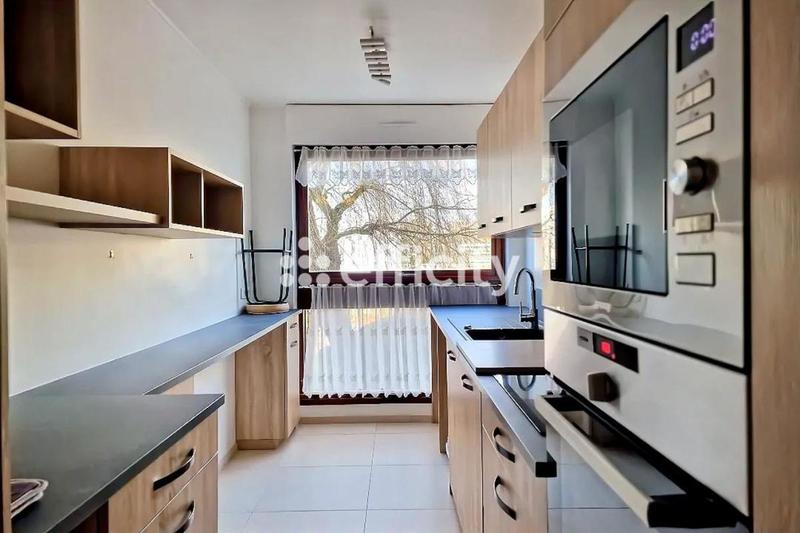 Appartement - 110 m² - 4 pièces