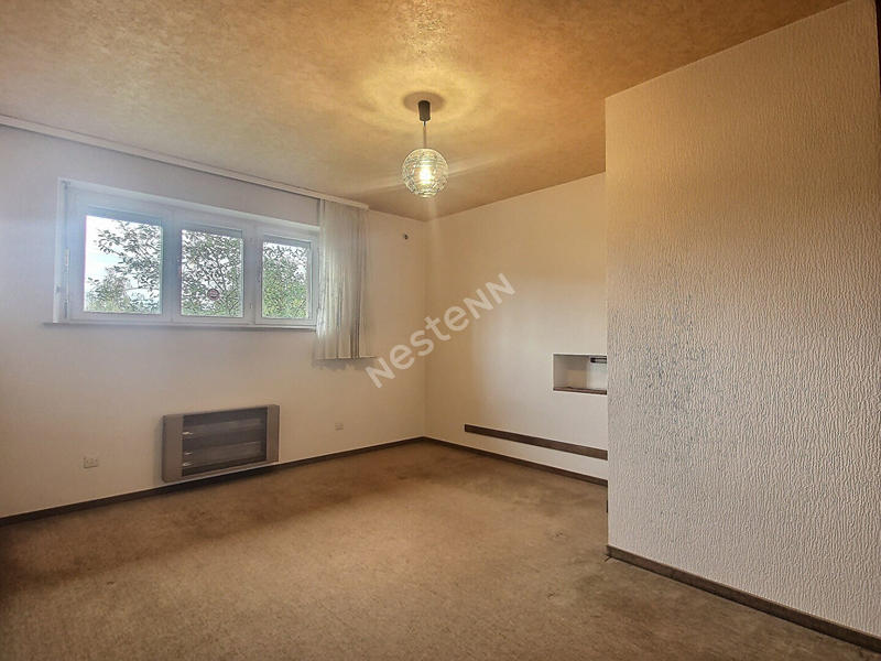 Maison - 177 m² - 8 pièces