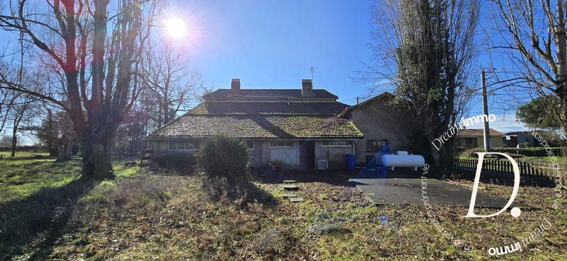 Maison ancienne - 225 m² - 5 pièces