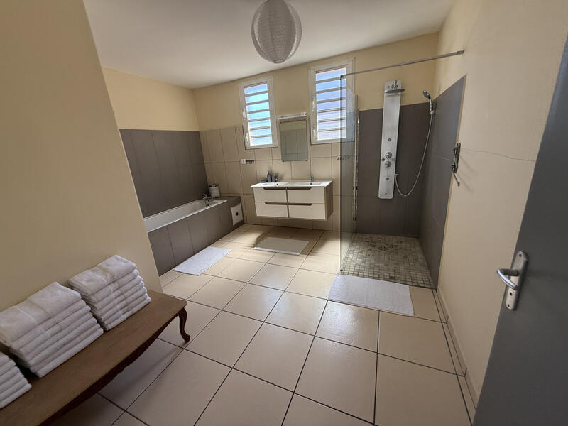 Maison - 125 m² - 5 pièces