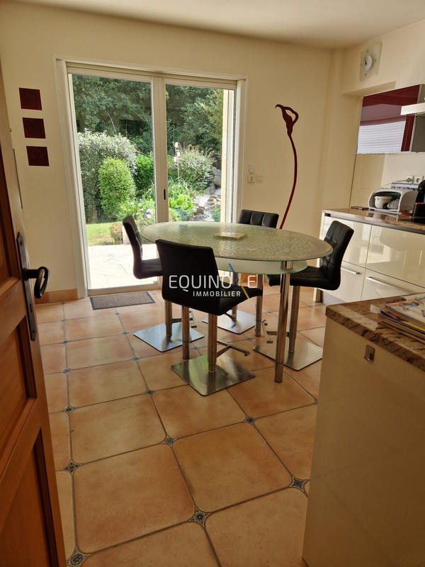 Maison - 194 m² - 7 pièces