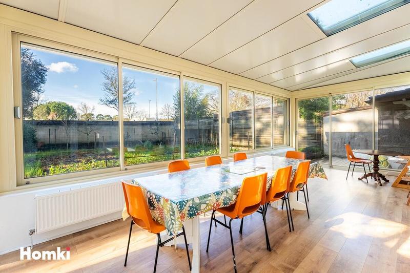 Maison - 160 m² - 6 pièces