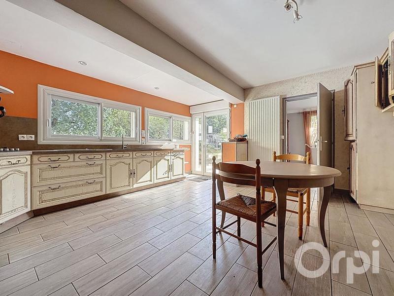 Maison - 135 m² - 4 pièces