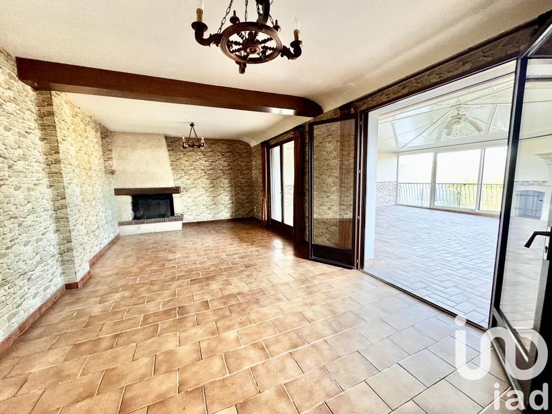 Maison - 268 m² - 12 pièces